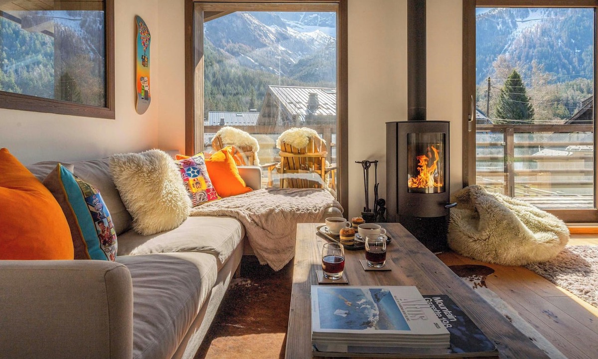 Les Tines Ski Chalet | Chalet Manchot -Enjoy the beauty of the Mont-Blanc mountains - OVO Network