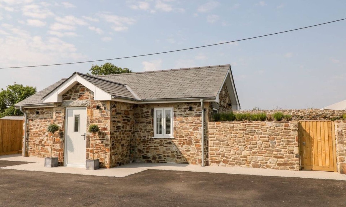 Saltash Cottage | Pear Tree Cottage, St Dominick