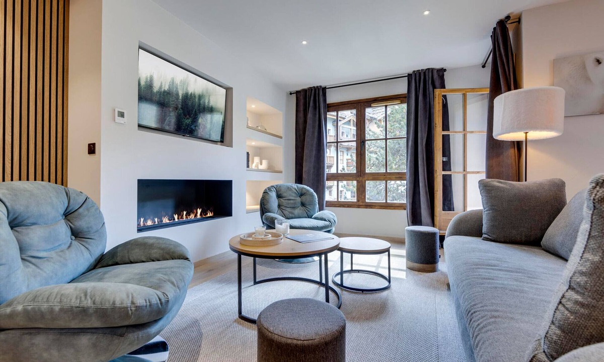 Arc-1950 Apartment | Ski-in Duplex with Relaxation Area