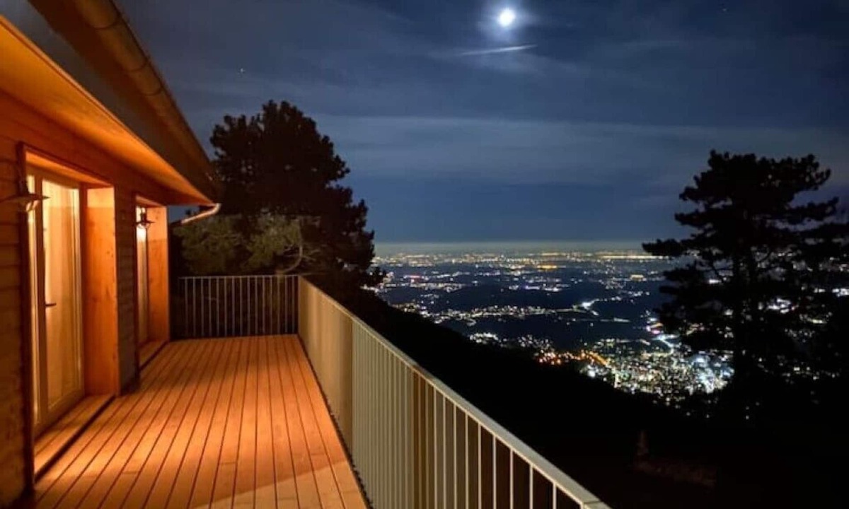 Castel San Pietro Apartment | Studio on Monte Generoso