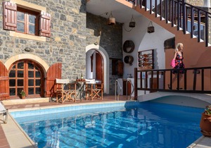 Holiday house Plaka for 1 - 8 persons with 2 bedrooms - Holiday home in Mavrikiano