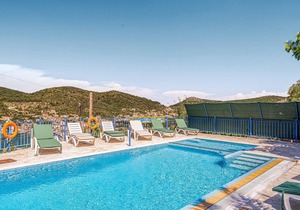 Studio 'Veronis 2' with Sea View, Shared Pool & Wi-Fi in Ithaca
