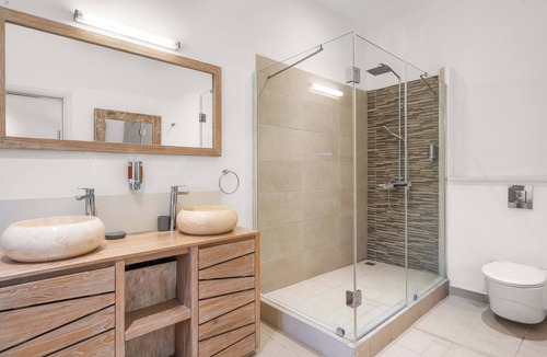 Cap Malheureux Hotel | Aroma Plaza Boutique Hotel