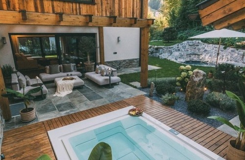 Garmisch-Partenkirchen Ski Chalet | Exclusive chalet: private sauna, whirlpool & mountain views in a prime location