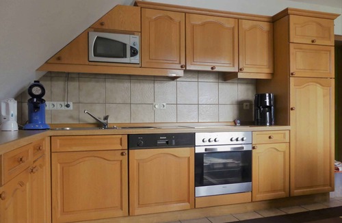 Nordenau Apartment | Ferienwohnung Nordenau – 10 min from Winterberg, balcony & WiFi