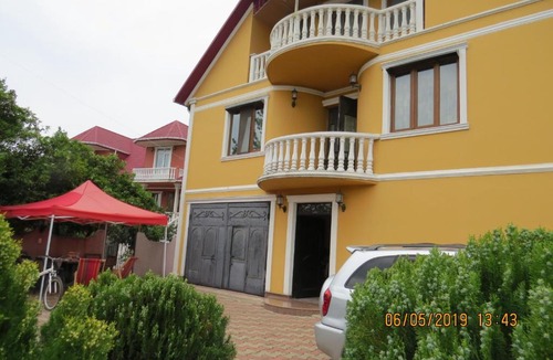 Khelvachauri House | House Nika