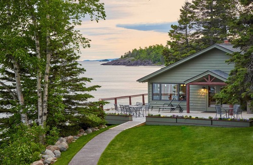 Schroeder Cottage | 'reflections' Cabin on Lake Superior - Near Lutsen