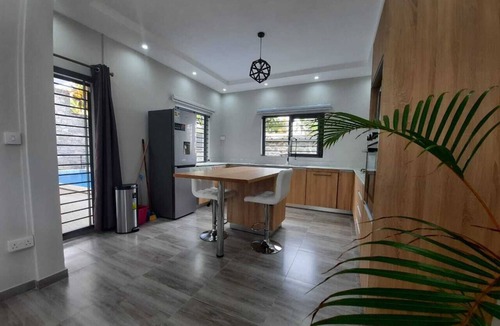 Pereybere Villa | Royal Residence B2: 4 Bedrooms Gated Semi Detached Serene Villa in Pereybere