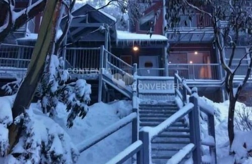 Falls Creek Ski Chalet | Snow Fall Lodge at Falls Creek Ski In - Ski Out