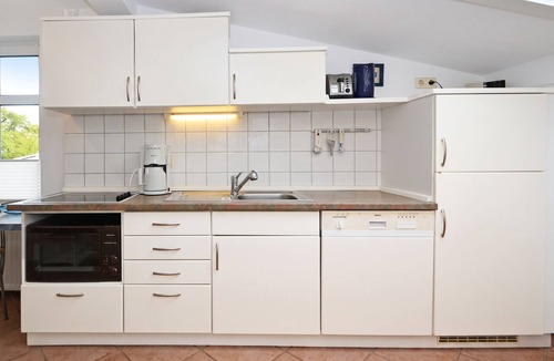 Heringsdorf Apartment | Spacious apartment in Heringsdorf with 2 bathrooms, only 300 m from the beach
