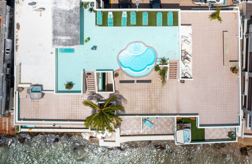 Stella Villa | Villa Camila - Oceanfront - 4 guests - pet friendly - at Stella, Rincón