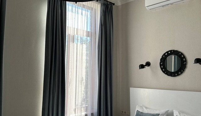 10-room exceptional hotel in delightful Kutaisi center with AC, WiFi. in Kutaisi
