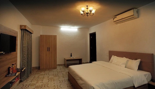 2B Luxury Villa with Mountain View in Udaipur