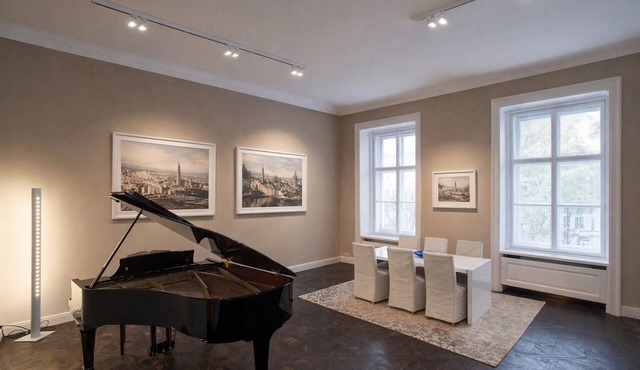 3,000 sq ft/280 m² City Residence - Live on Vienna's Most Prestigious Boulevard! in Wien