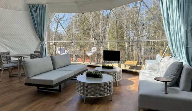 Algonquin's Edge Resort | Dome 8 in South Algonquin