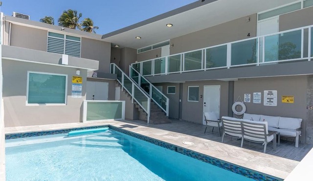AQUA Terrazas Studio 3 - Beachfront, Pool, Local Fun & Dining in Dorado