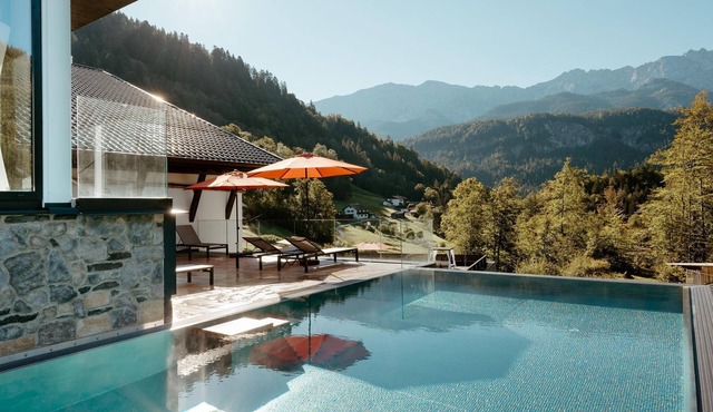 Basic Doppelzimer zur Sonne Bal/ter. - Hotel Das Graseck in Garmisch-Partenkirchen