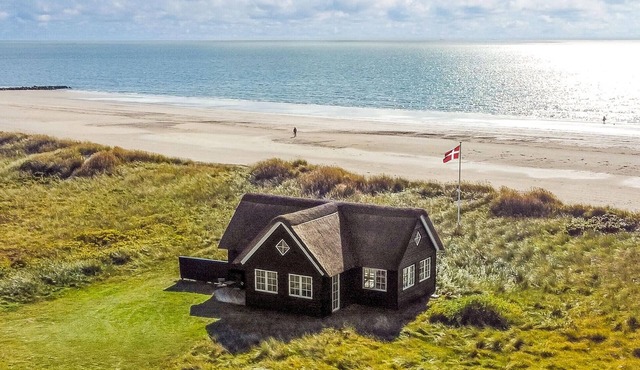 Beach front home in Blåvand with house sea view in Blåvand