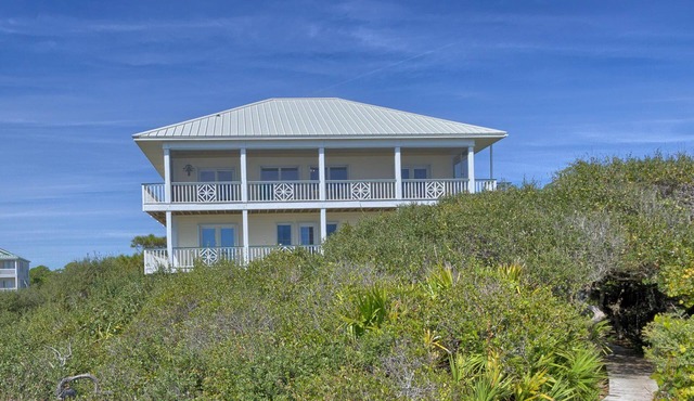 Beachfront - Community Pool/Pickleball Access! in St. George Island