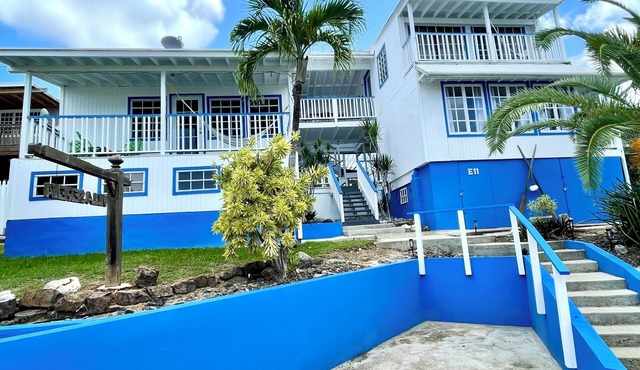 Beautiful ocean view 4-bedroom house with AC in the island of Culebra PR in Culebra