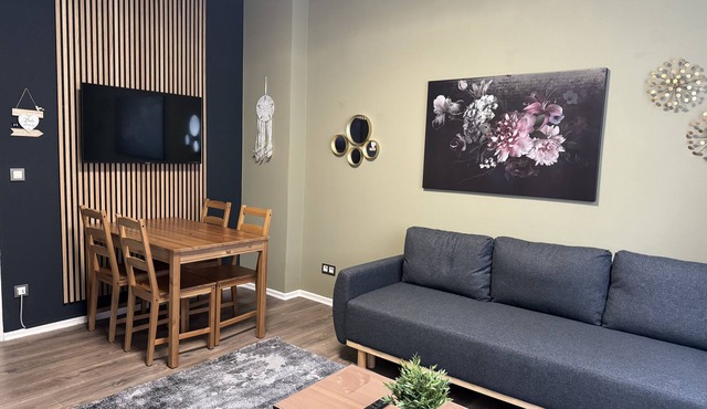 BERLIN PURE - holiday apartment for up to 12 people in Bezirk Neukölln