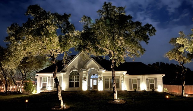 Canyon Lake & River Escape: Entertain, Unwind & Recharge! in Canyon Lake