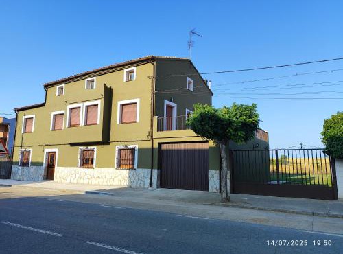 Casa Rural La Chamarita in Bañares