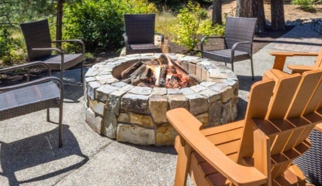 Central Location w/Suncadia Pool Access in Cle Elum