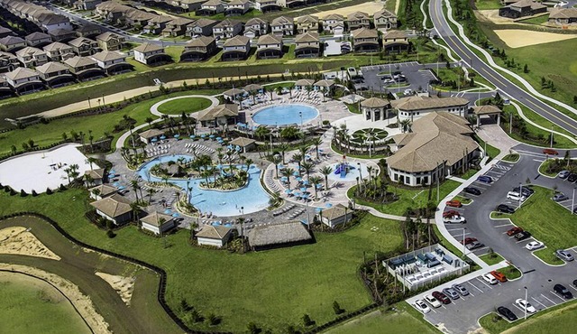 ⛱ Champions Gate -5★ Clubhouse - South Facing Pool - Onsite Tiki Bar & Grill ☀ in Champions Gate