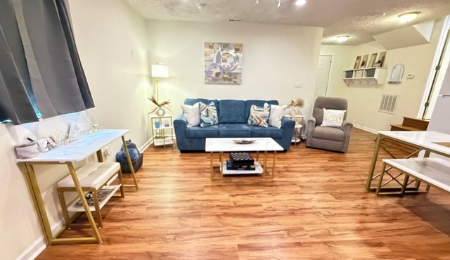 Charming Apartment in CrossLanes in Charleston
