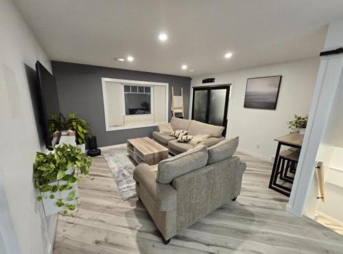 Cozy 2 - Second floor in Regina