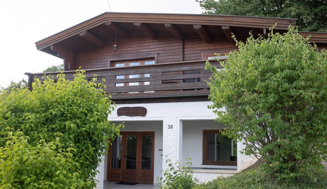 Cozy Log Cabin in the Harz with Private Terrace & Garden in Bad Sachsa