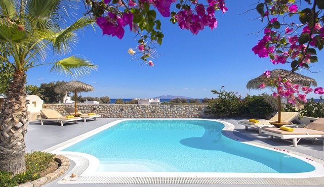 DAPHNE - Sunny villa with private Pool and Sea view in Monolithos
