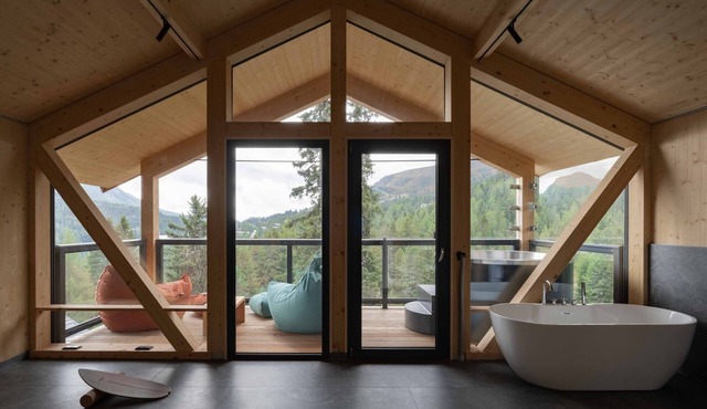 Deluxe Chalet With Sauna & hot tub in Stadl-Predlitz