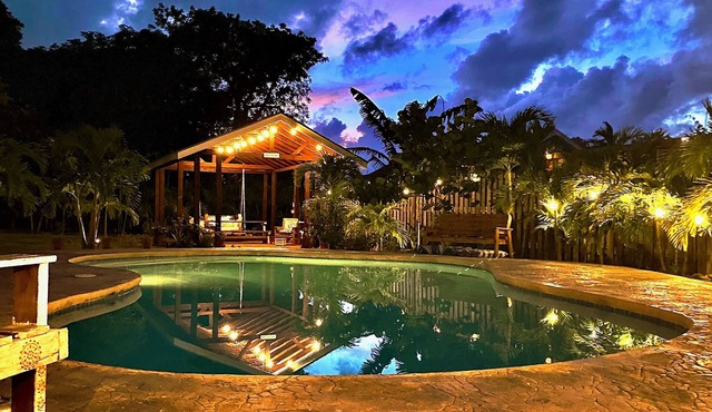 DreamSpace Estate/Private Pool, Car & Beach Access in Nassau