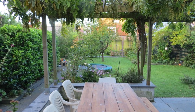 Family house close to Amsterdam with river view in Weesp