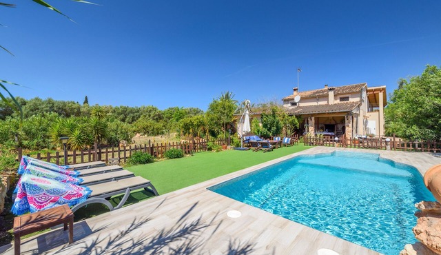 Finca "Son Antem" with private pool, garden, terrace, and Wi-Fi in Llucmajor