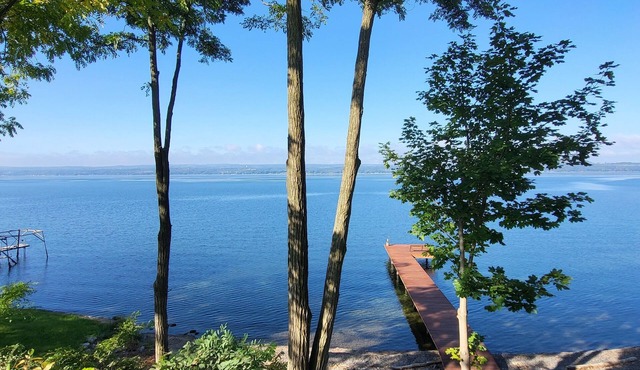 Finger Lakes Water Front Retreat Wine Country Private Dock, Kayaks and Rowboat in Lodi