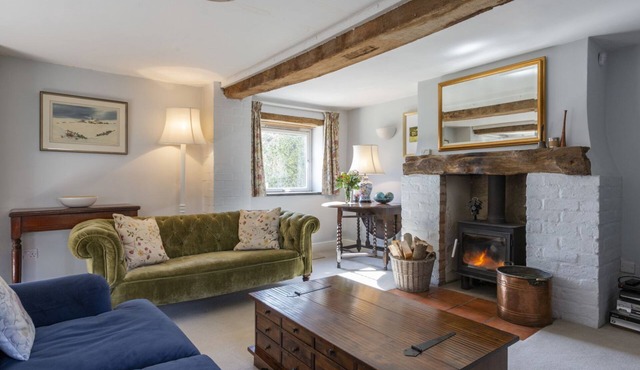 Granary at Hunt Court - sleeps 4 guests in 2 bedrooms in Cheltenham