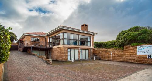 Great White Accommodation in Kleinbaai