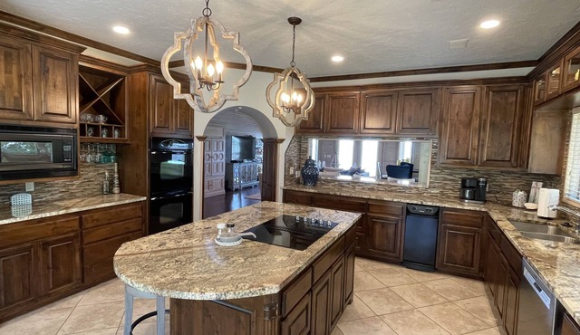 Lakefront home with private dock, great fishing and game room. in Eucha
