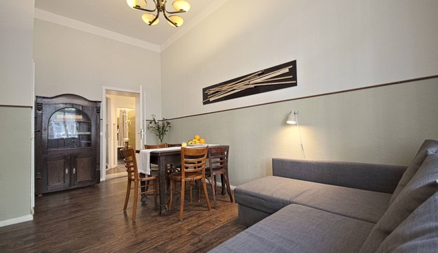 Large Apartment w/two Bathrooms on Quiet Side Street in Prenzlauer Berg in Berlin