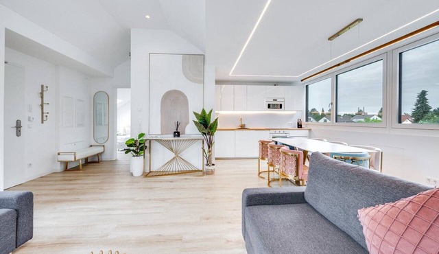 Luxus Dachgeschoss Wohnung - 9 min from Octoberfest in München