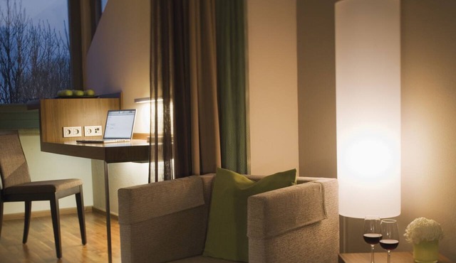 Mövenpick Hotel München Airport in Hallbergmoos