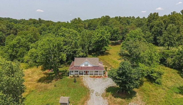 Magnolia In The Mountains | Ellijay, GA in Ellijay