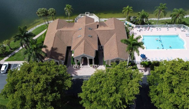 Naples Escape with Beautiful Lake Views in Naples