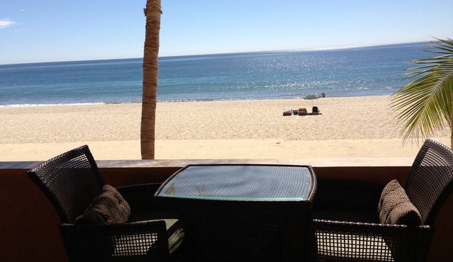Oceanfront Condo with Private Balcony in La Jolla de los Cabos! 2bd, 2 bath in San Jose