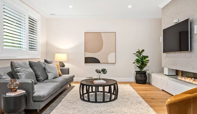 Pet Friendly - Luxe Parkside Hampton Home in Hampton