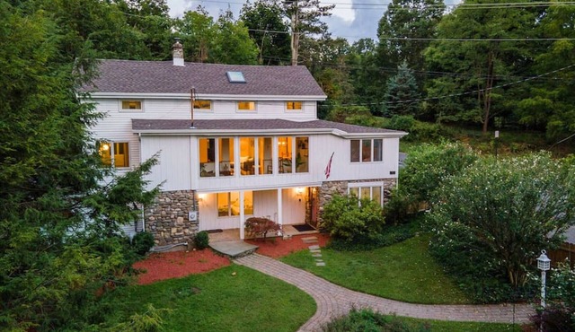 Renovated 1850's Cottage on Storm King Mountain in Cornwall-on-Hudson