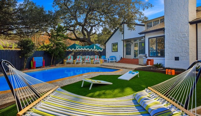 Riverwalk Villa Game Room Grill Heated Pool in San Antonio